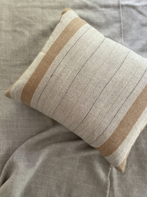 Vera Alpaca Cushion - Image 2